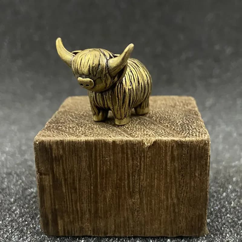 Mini Figurine de vache des Highlands en cuivre, charmante, détails exquis, décor Vintage en laiton, ornement de bureau pour la maison, le bureau, cadeaux créatifs